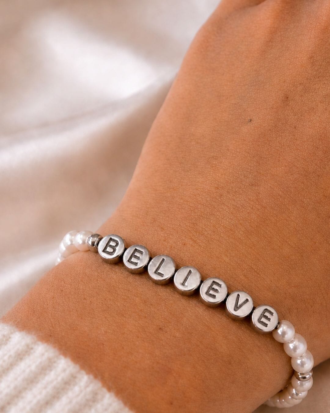 Believe-Pearl-Bracelet-.jpg?w=819&h=1024&scale