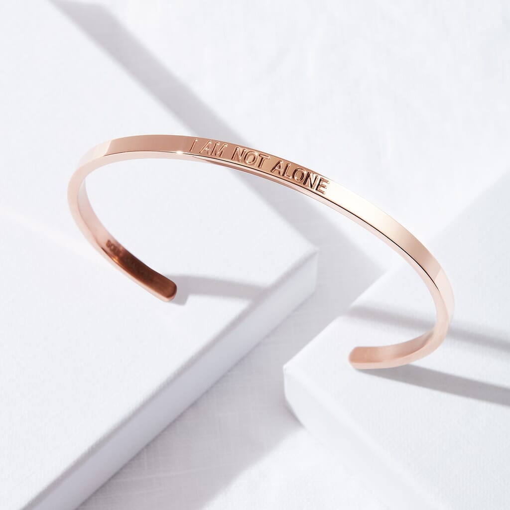 I-AM-NOT-ALONE-classic-bracelet-rose-gold-1.jpeg?w=1024&h=1024&scale I-AM-NOT-ALONE-classic-bracelet-rose-gold-1.jpeg?w=1024&h=1024&scale