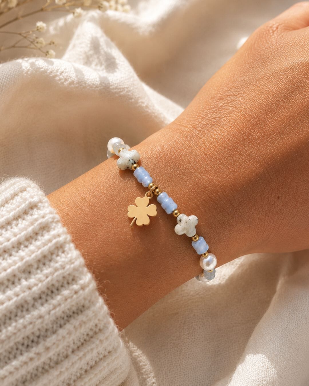 Lucky-Pearl-Clover-Bracelet-2.jpg?w=819&h=1024&scale