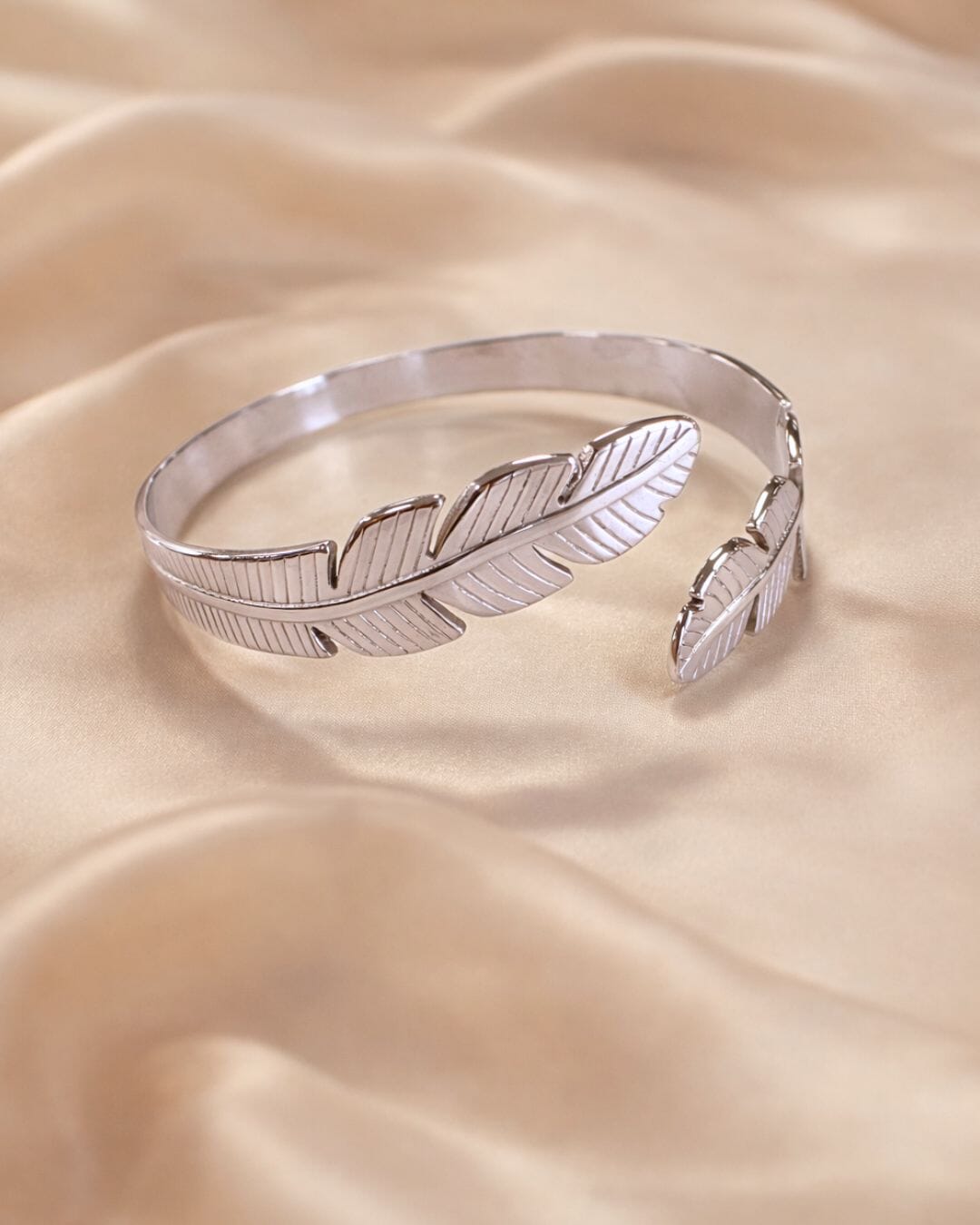 Protected-Feather-Bangle-.jpg?w=819&h=1024&scale