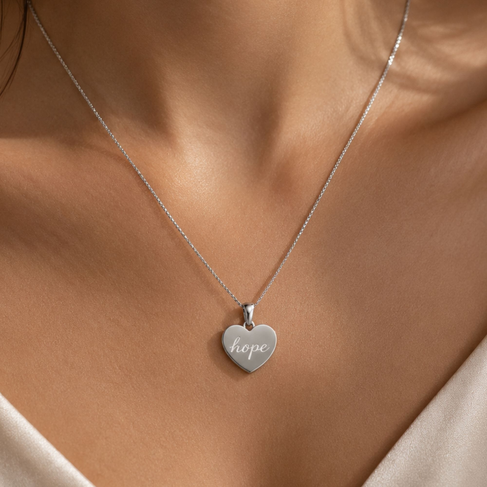 The-hope-necklace-2000-x-2000-px.jpg?w=1024&h=1024&scale