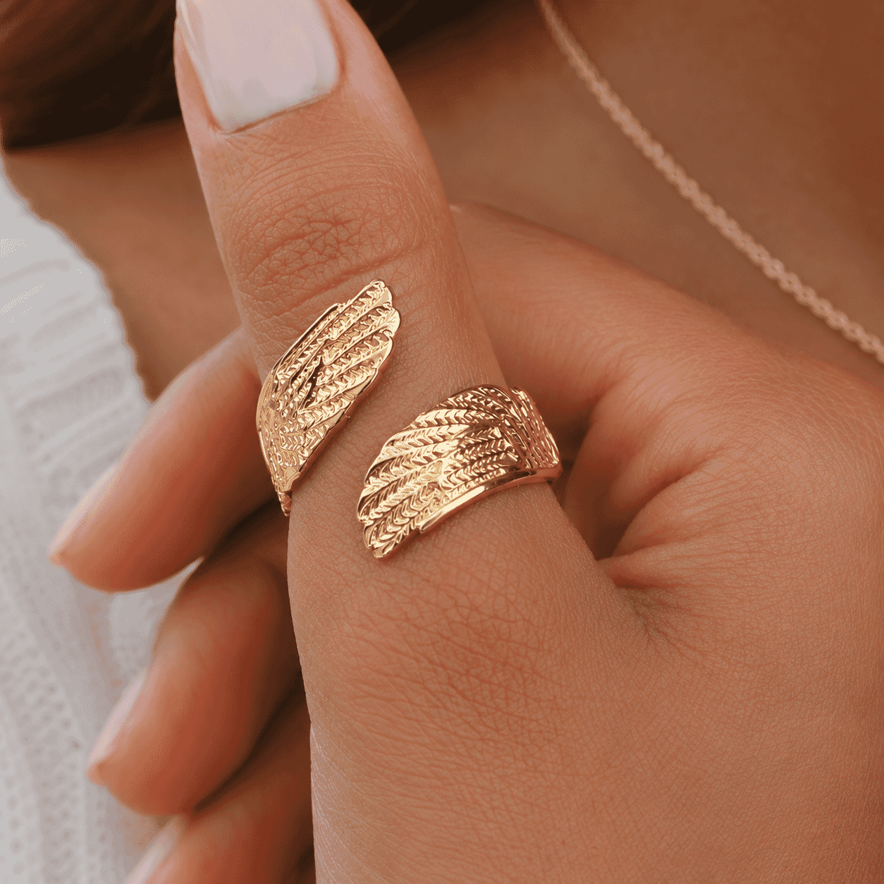 halr-ring-gold-.png?w=1024&h=1024&scale