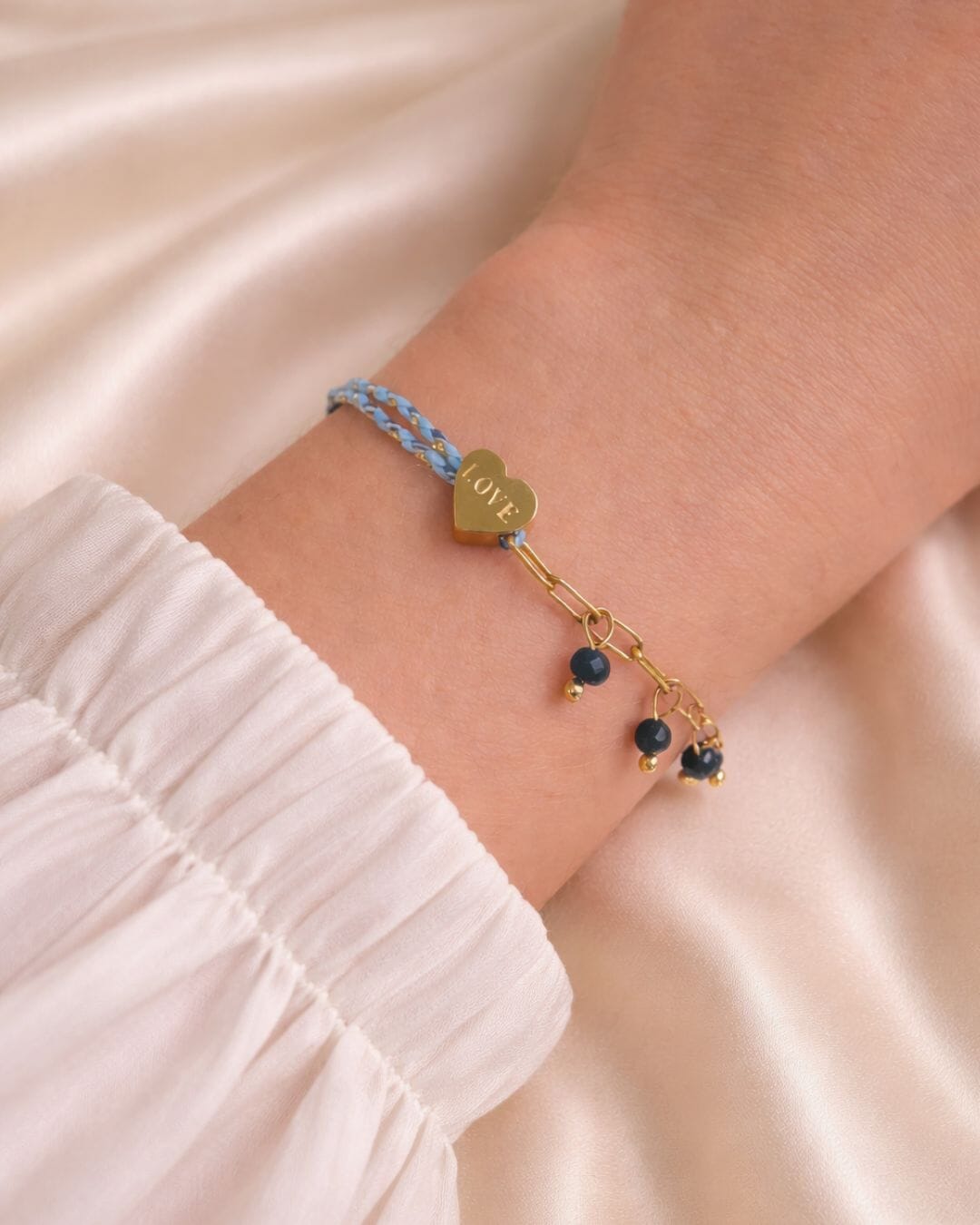 loveheart-blue-rope-bracelet.jpg?w=819&h=1024&scale