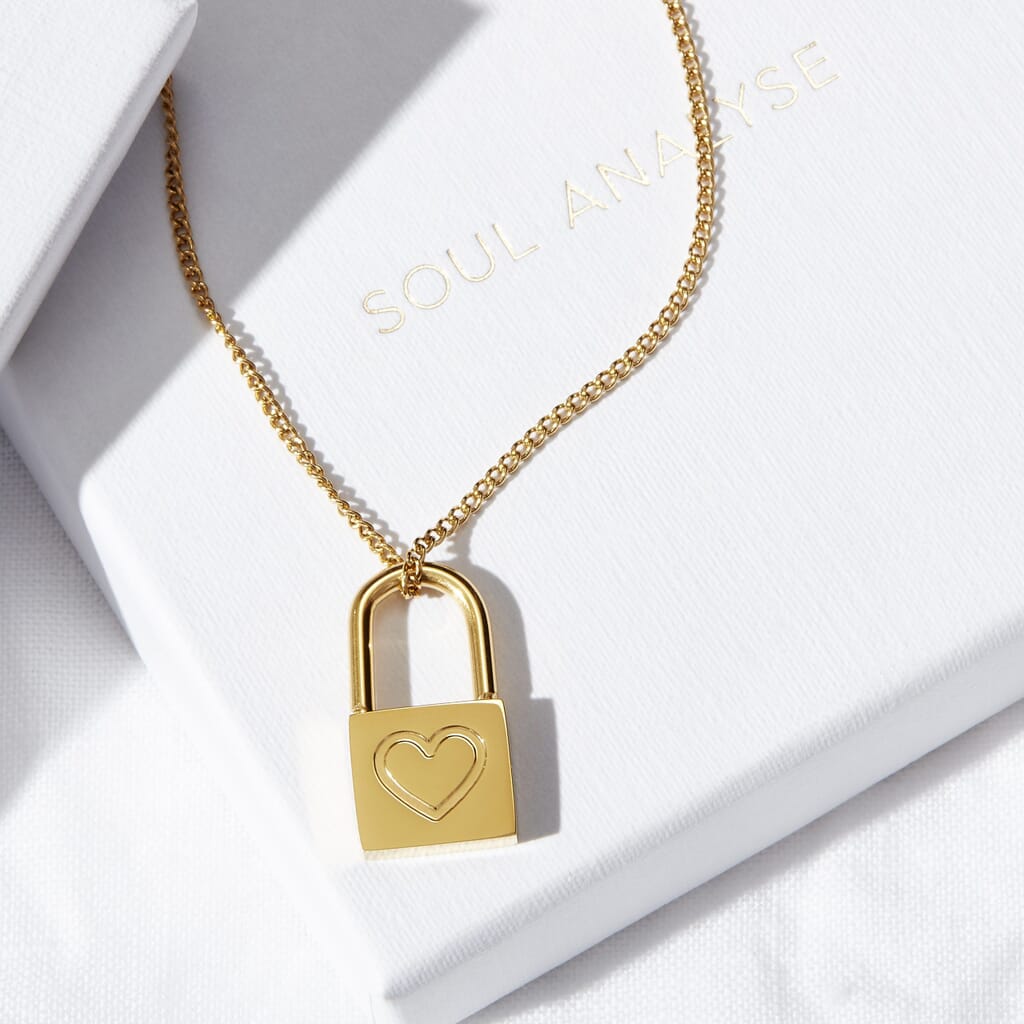 padlock-necklace-scaled-1.jpg?w=1024&h=1024&scale padlock-necklace-scaled-1.jpg?w=1024&h=1024&scale