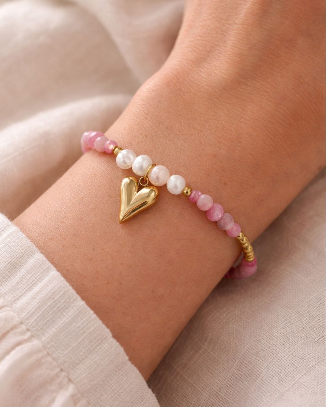 pink-beaded-heart-bracelet.jpg?w=819&h=1024&scale