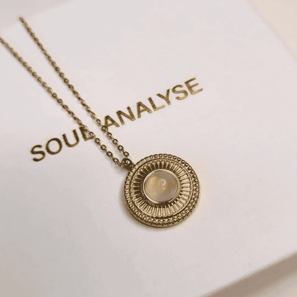 rose-quartz-necklace-1.png?w=1024&h=1024&scale rose-quartz-necklace-1.png?w=1024&h=1024&scale